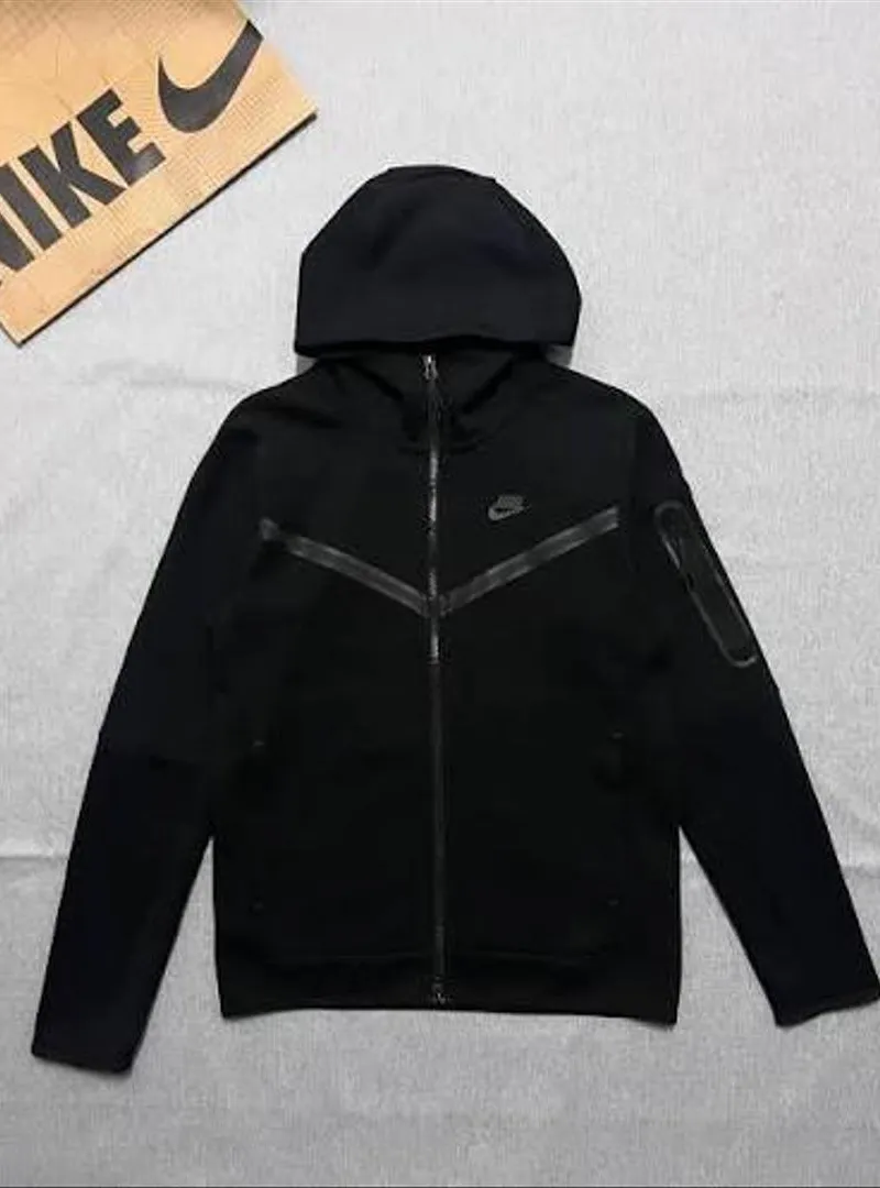 Nike Tech Model 2023 (M) Original