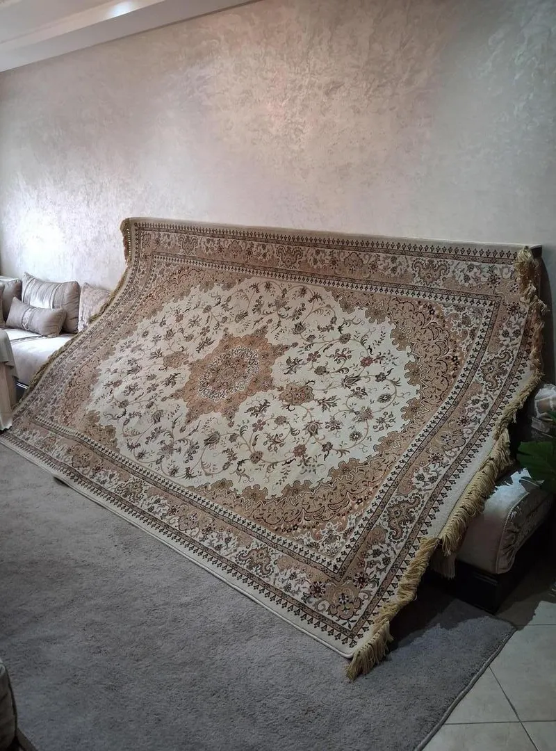 Tapis à vendre 2m X 3m