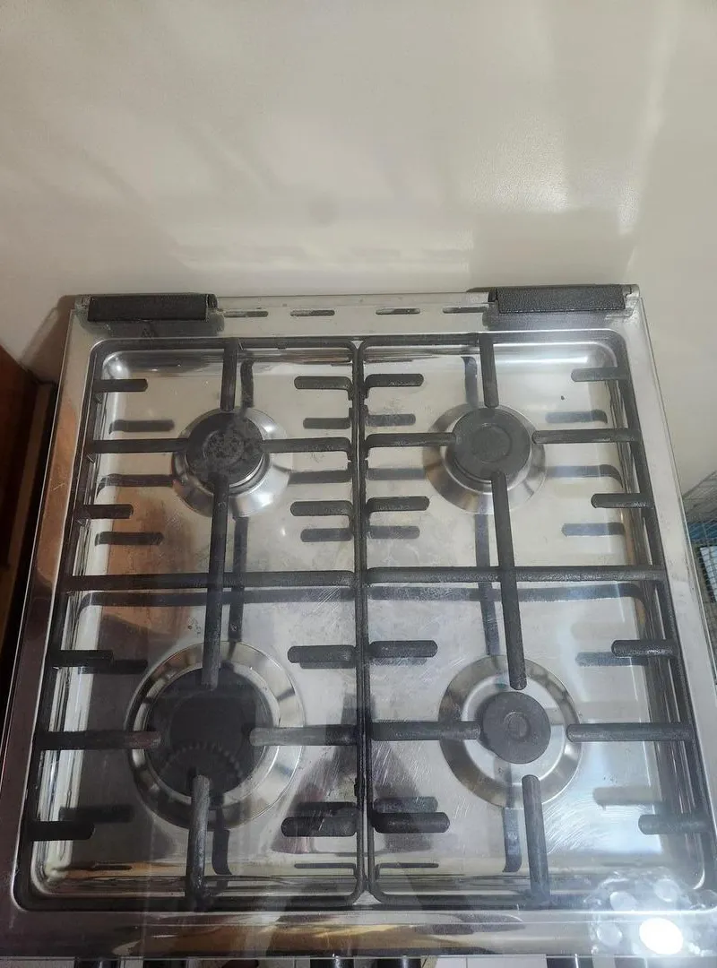 Cuisinière 60*60 Four