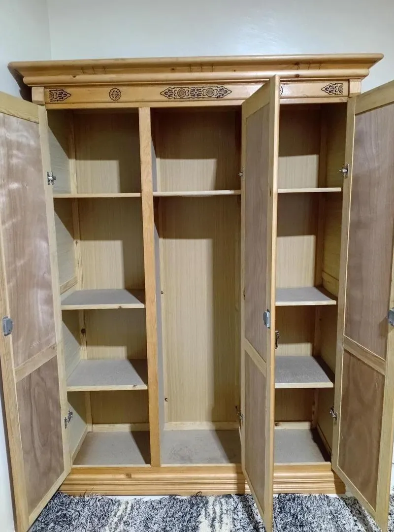 Armoire 3 portes