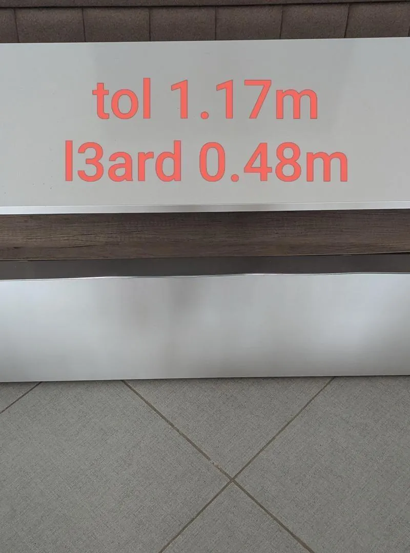 Table pour TV plasma avec tiroirs