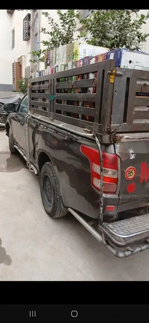 l200 voiture