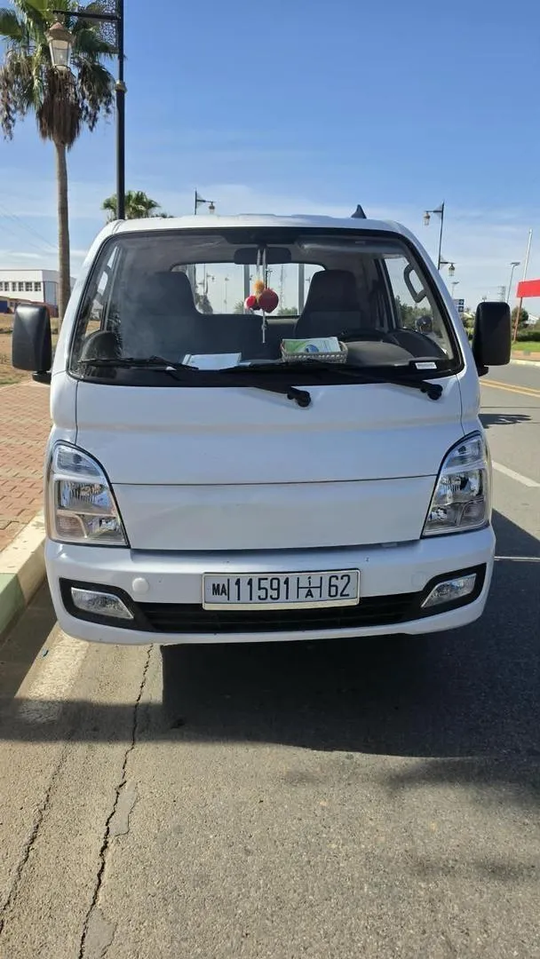 Hyundai H100