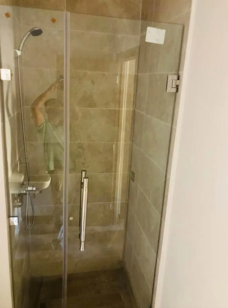 Douche en verre