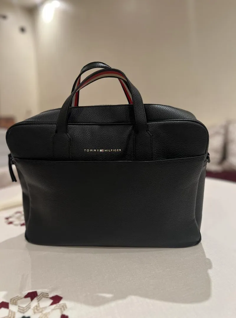 Sac pour pc portable tommy hilfiger original