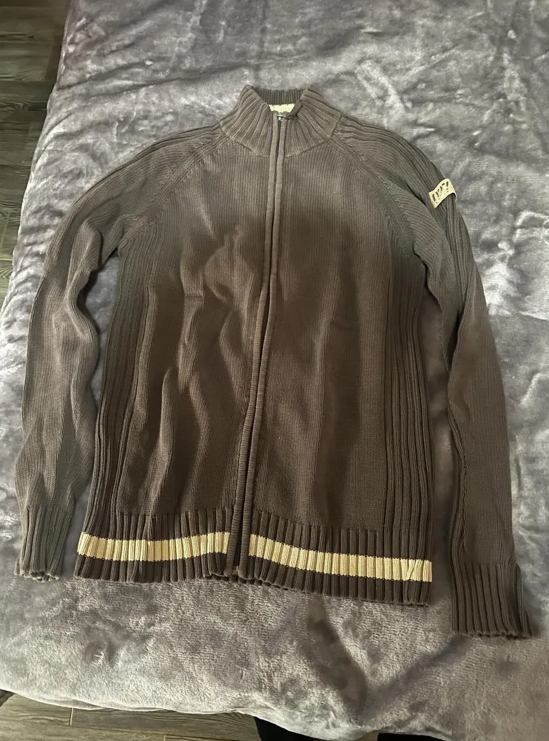 Pull marron