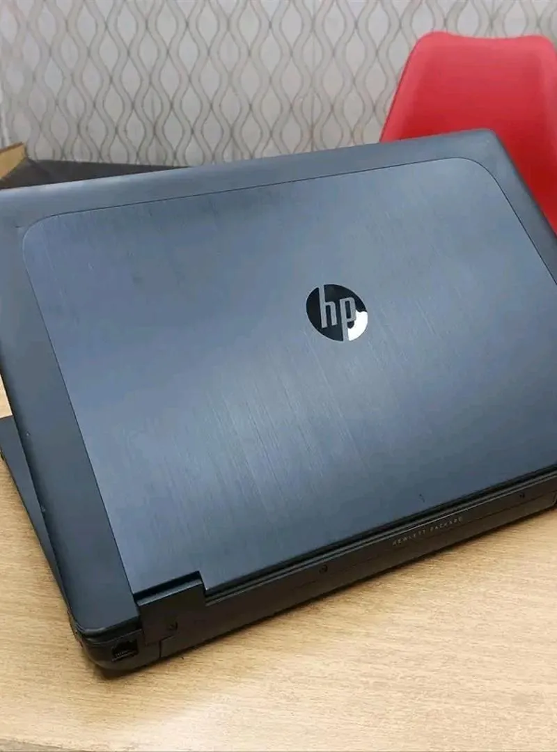 hp i7 zbook double graphique Ram 8 disque SSD
