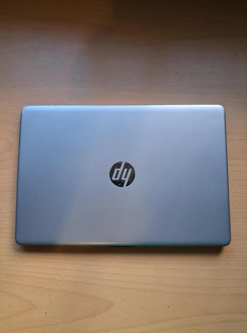 HP 250 8Go i5 10ème gen