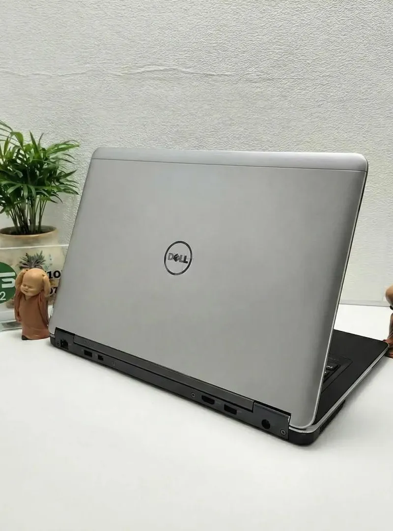 Dell i5 RAM 8 Disque 256 SSD Batterie 4h