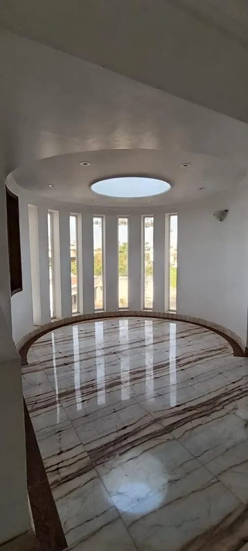 Villa de luxe à louer Souissi