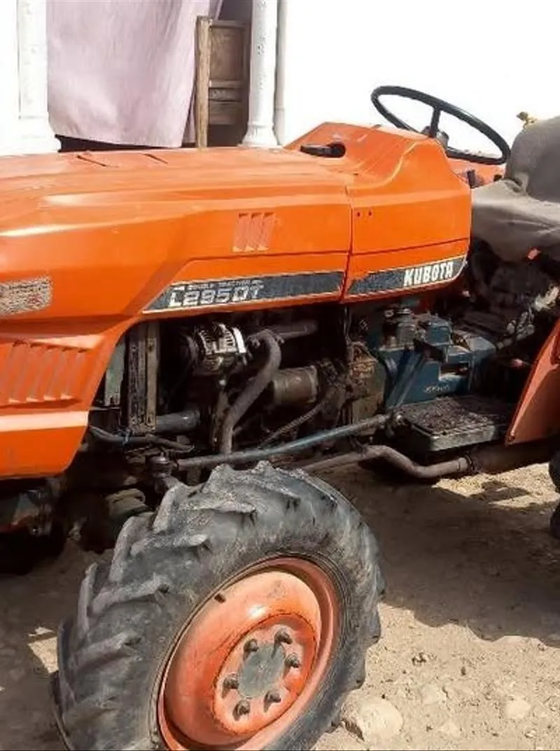 Tracteur Kubota 295