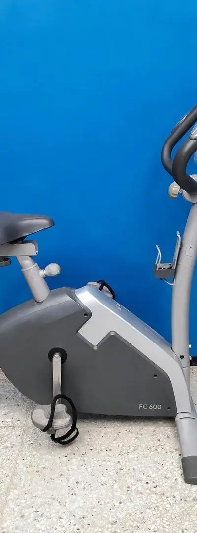 Vélo Domyos 600 neuf encore sous plastique