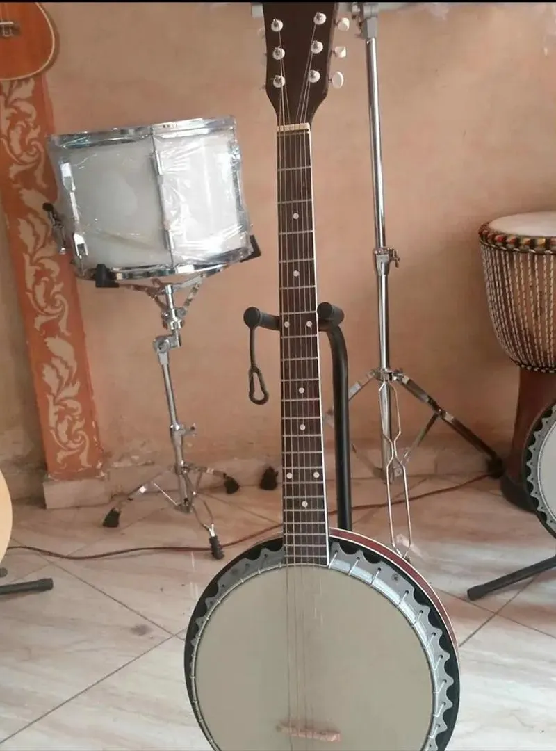 Nouveau banjo pour ceux qui le veulent
