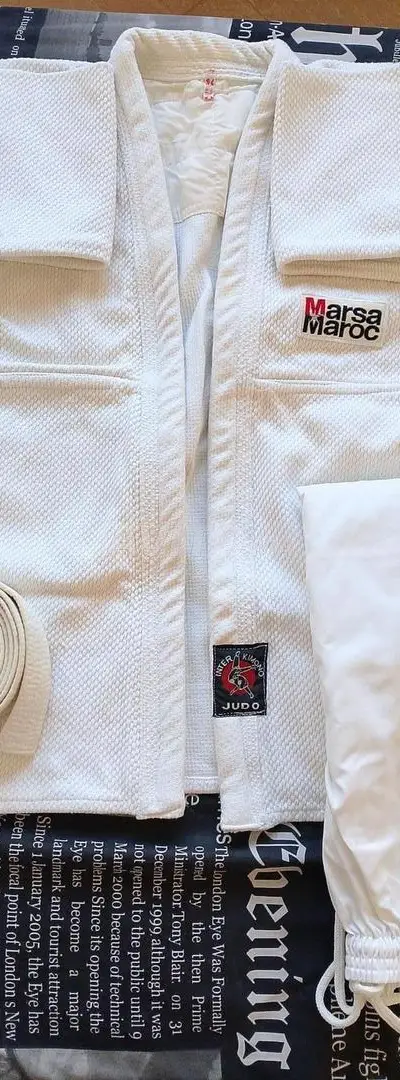 Kimono japonais d'arts martiaux