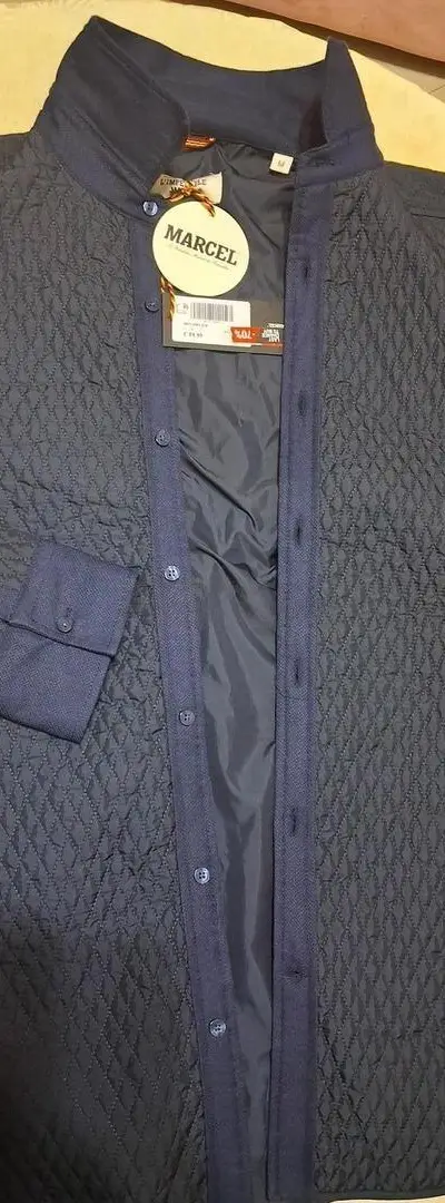 Nouvelle veste taille M. Importée de Belgique