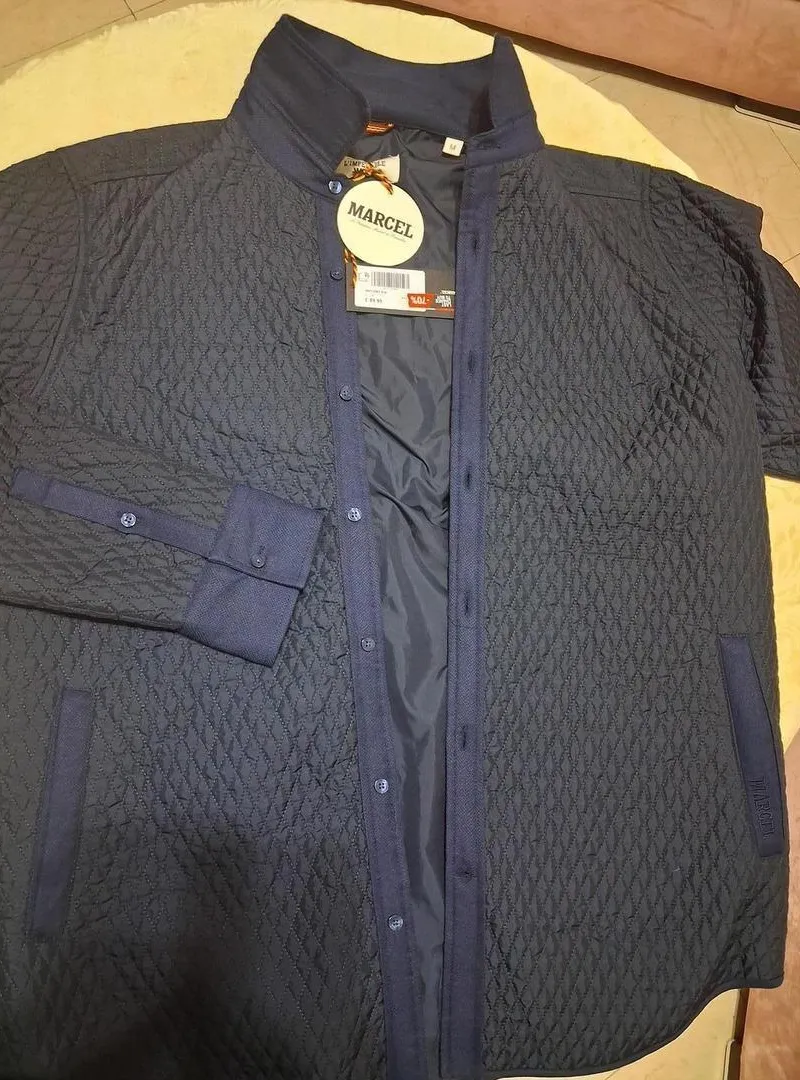 Nouvelle veste taille M. Importée de Belgique