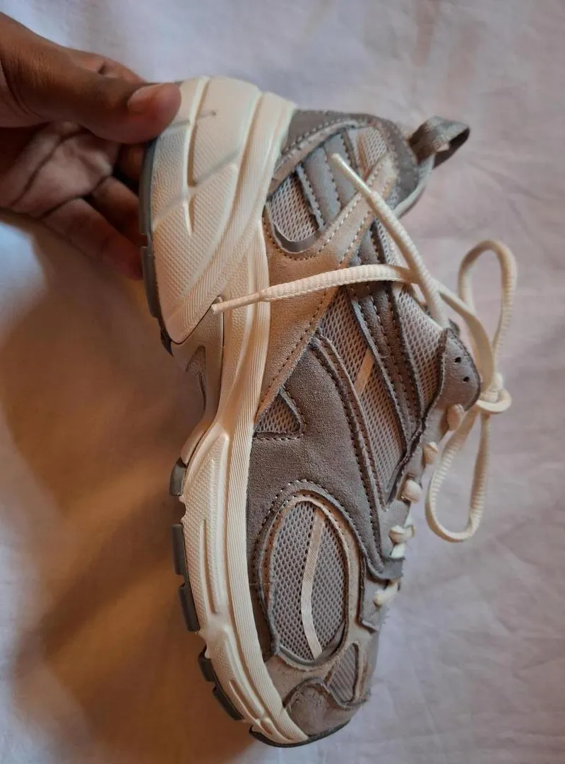 Baskets H&M d'origine et très propres taille 38