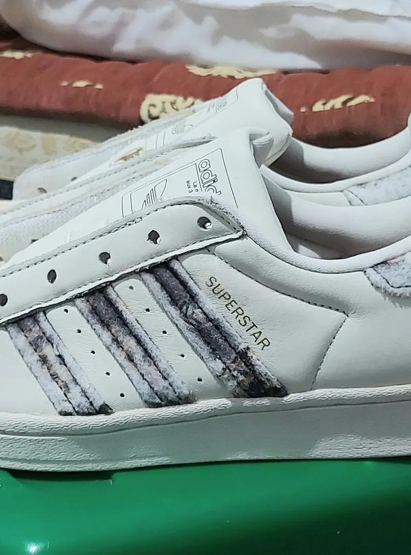 Baskets Adidas Superstar à vendre