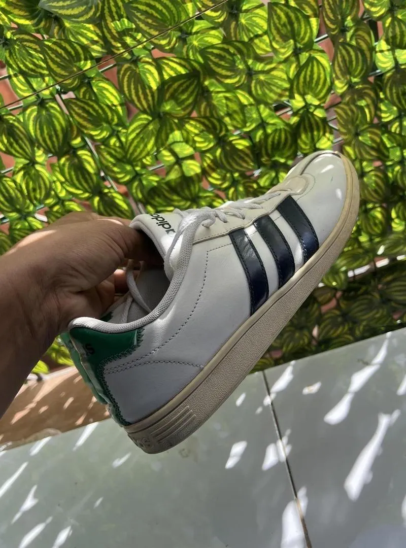 Adidas original 42