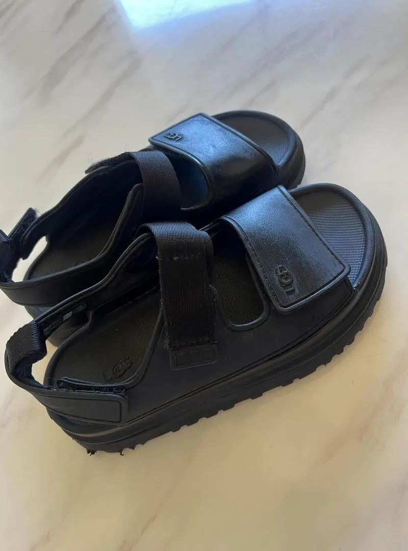 Sandales UGG Authentiques
