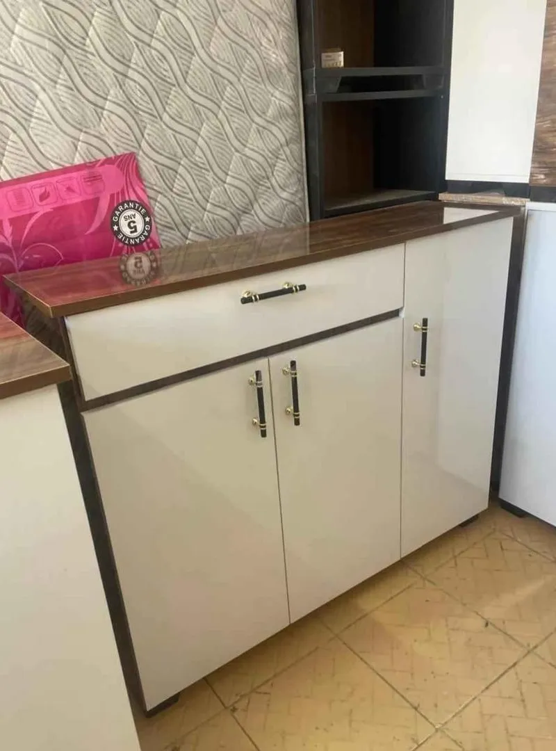 Armoire multi-usages en Promotion