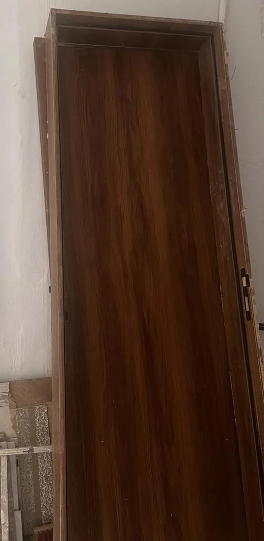 7 portes chambre salon salle de bain