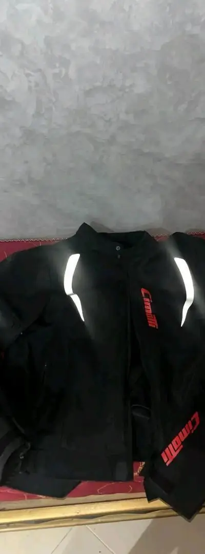 Nouveau blouson de moto