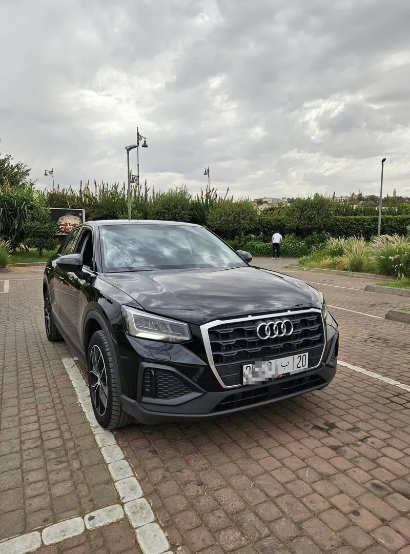 Q2 STRONIC