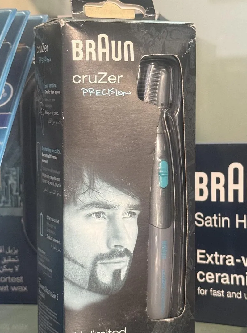 Tondeuse précision Braun.