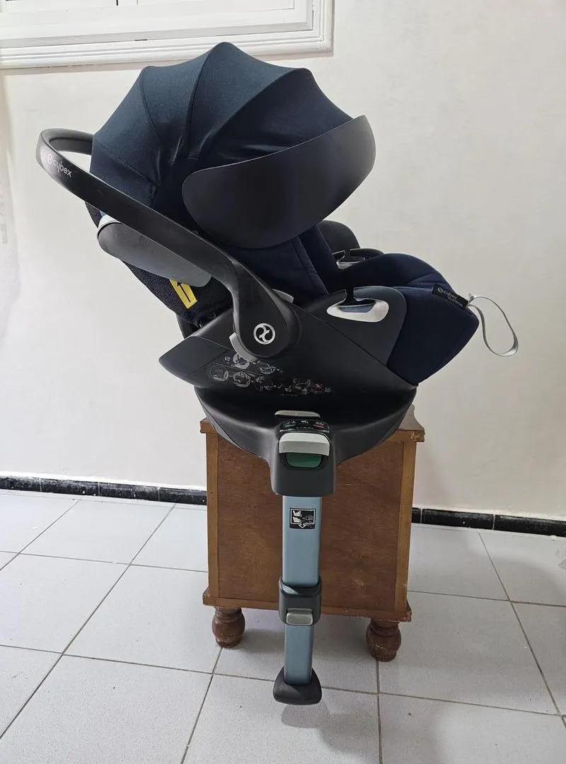 cosy cybex cloud z avec la base isofix rotative