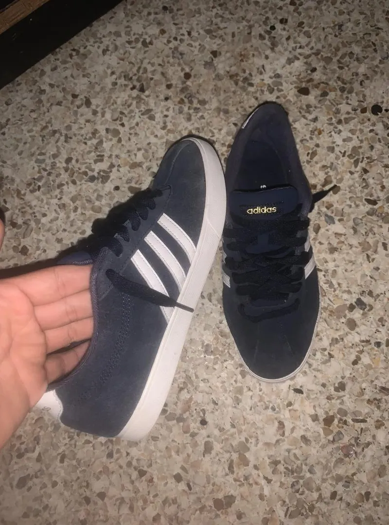 Adidas / 40 / Fabriqué au Vietnam Original