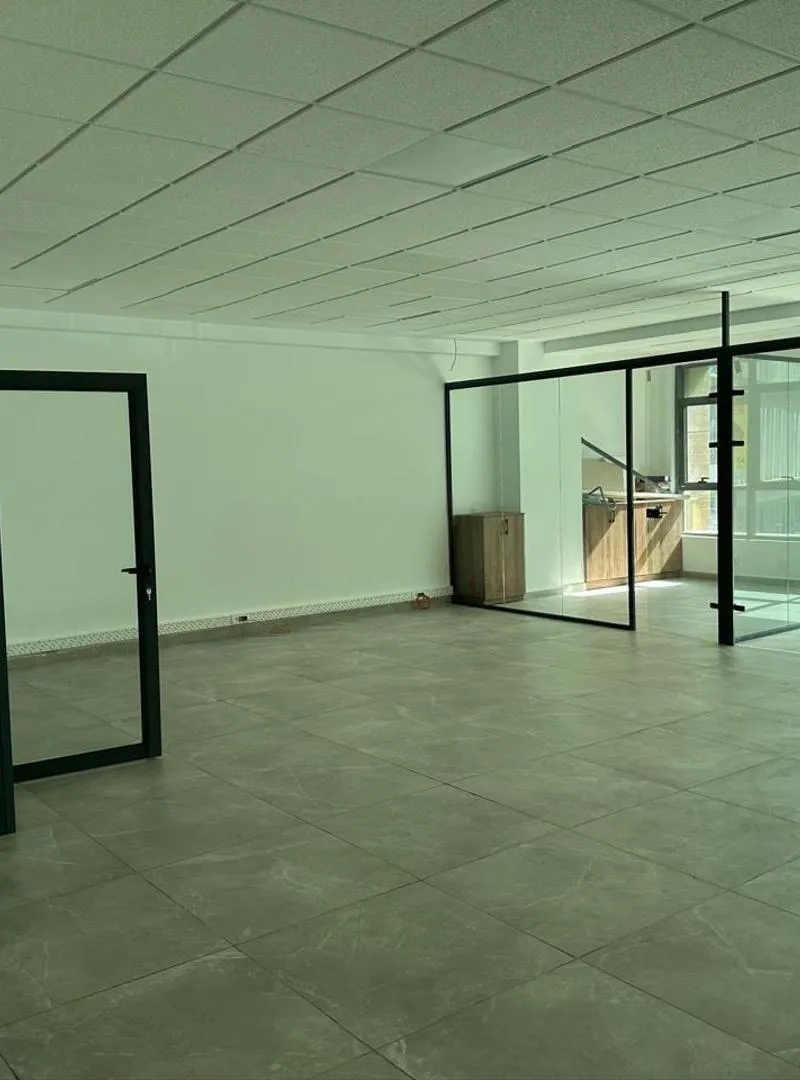 Bureau de 107 M2 à louer / Sidi Maarof