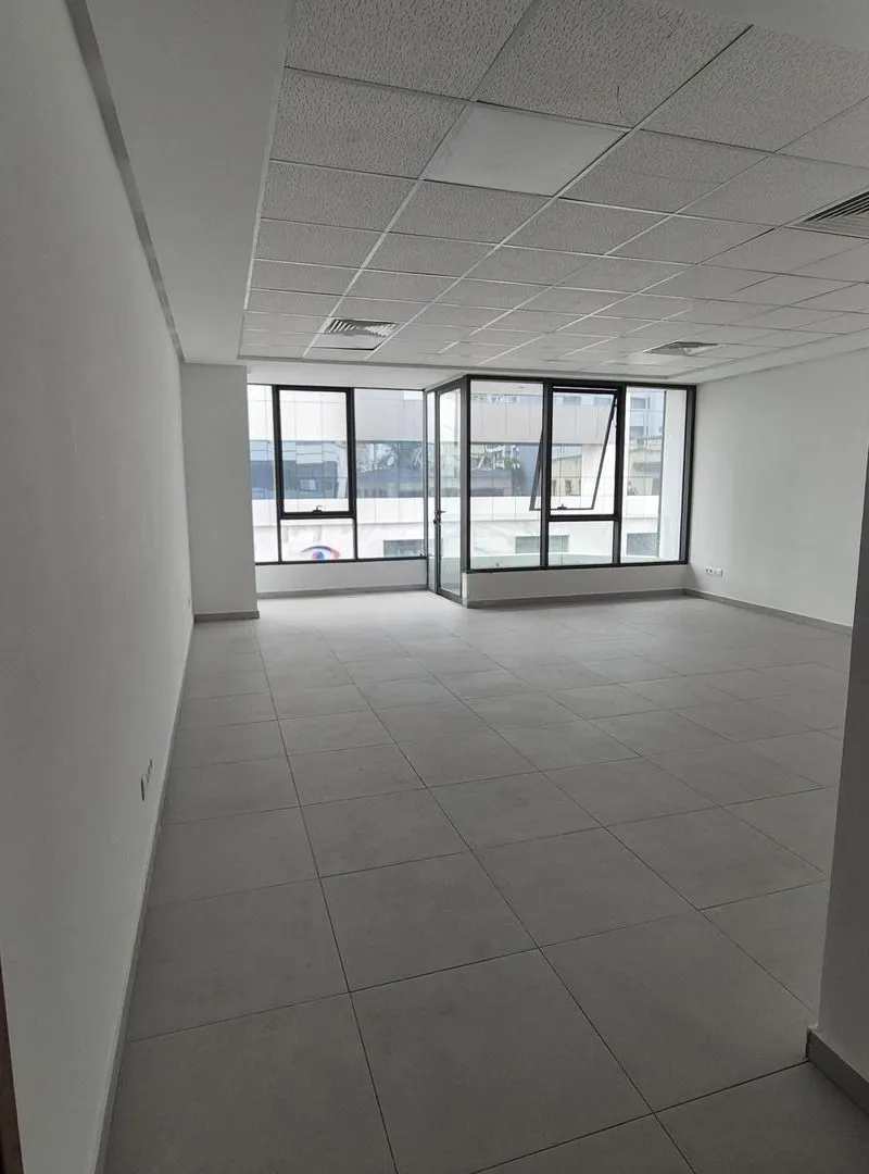 Bureau Haut Standing à louer – Quartier Hôpitaux
