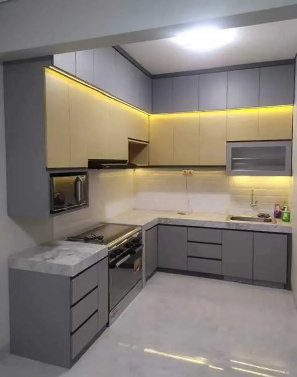 Cuisine Équipée Moderne – Qualité, Finition et Pet