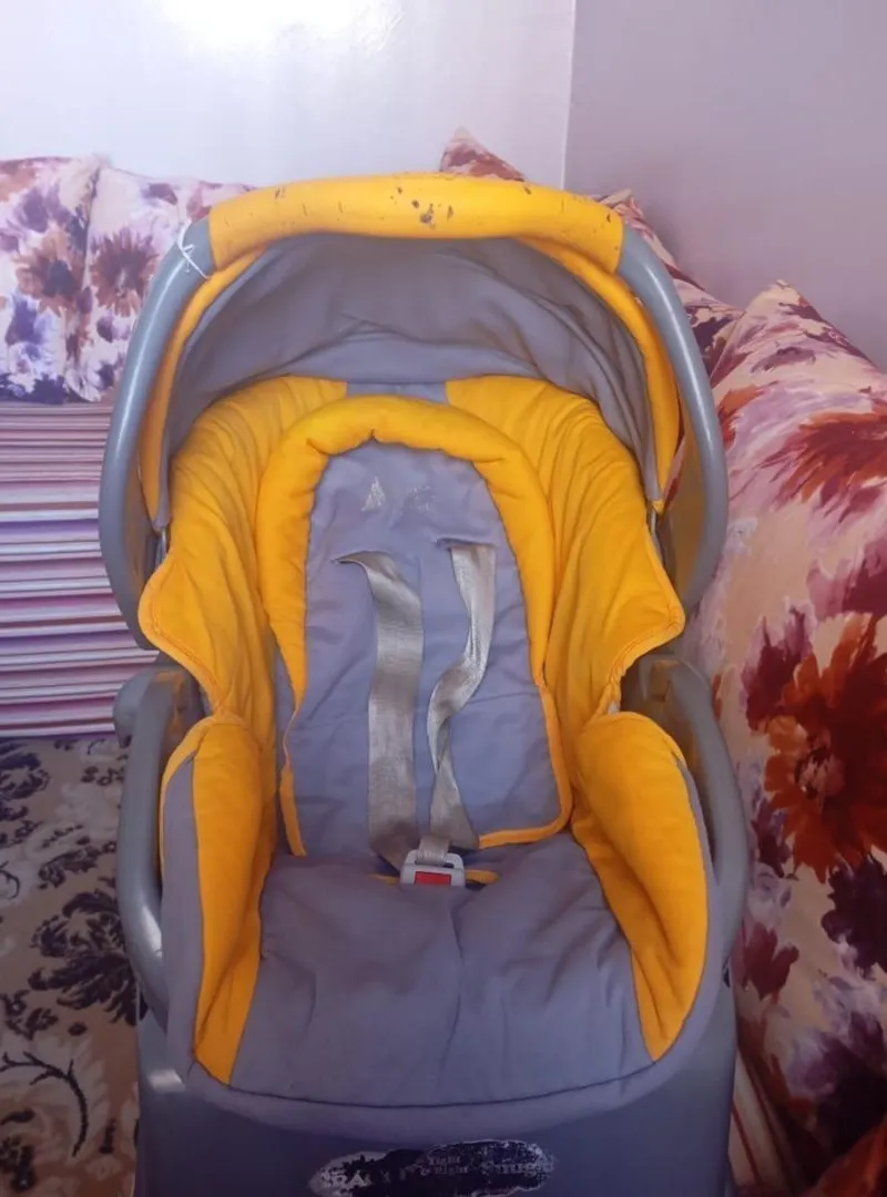 Chaise bébé propre lavée
