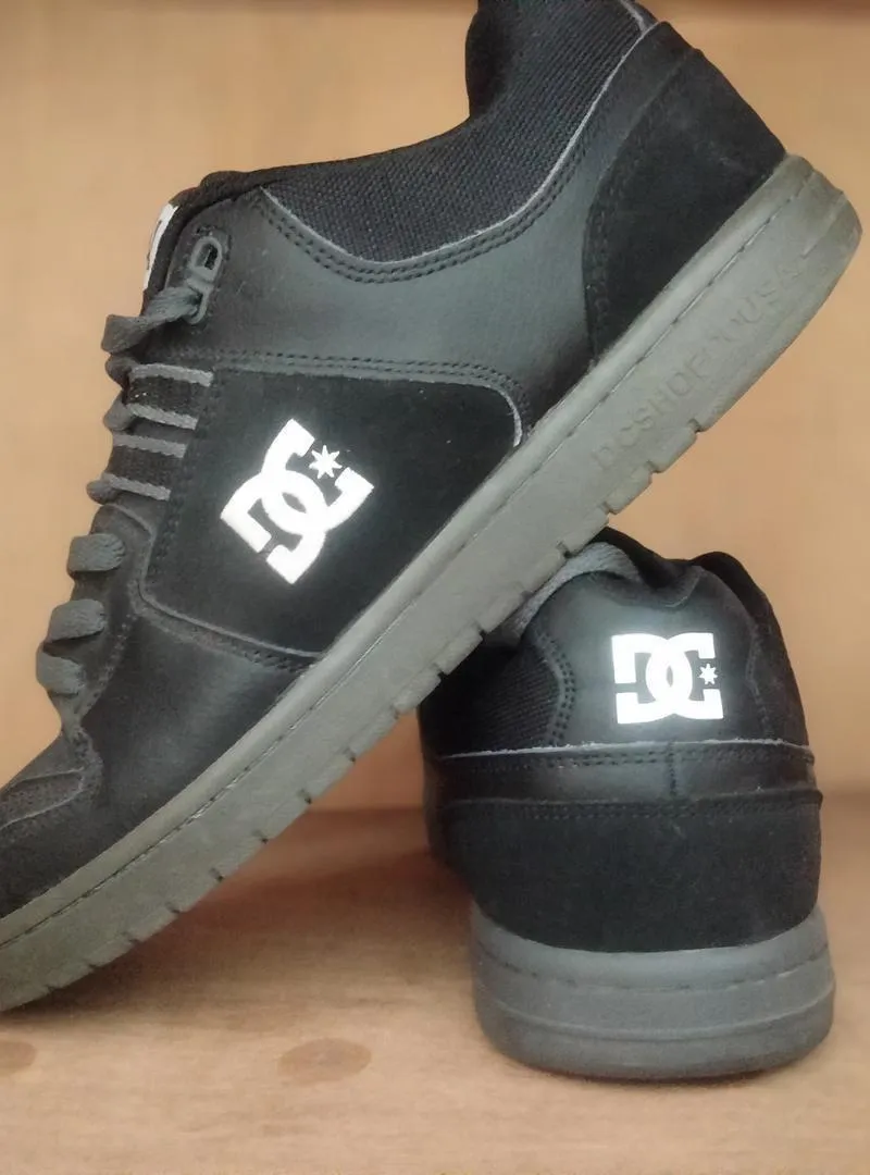 Baskets encore propres taille 42