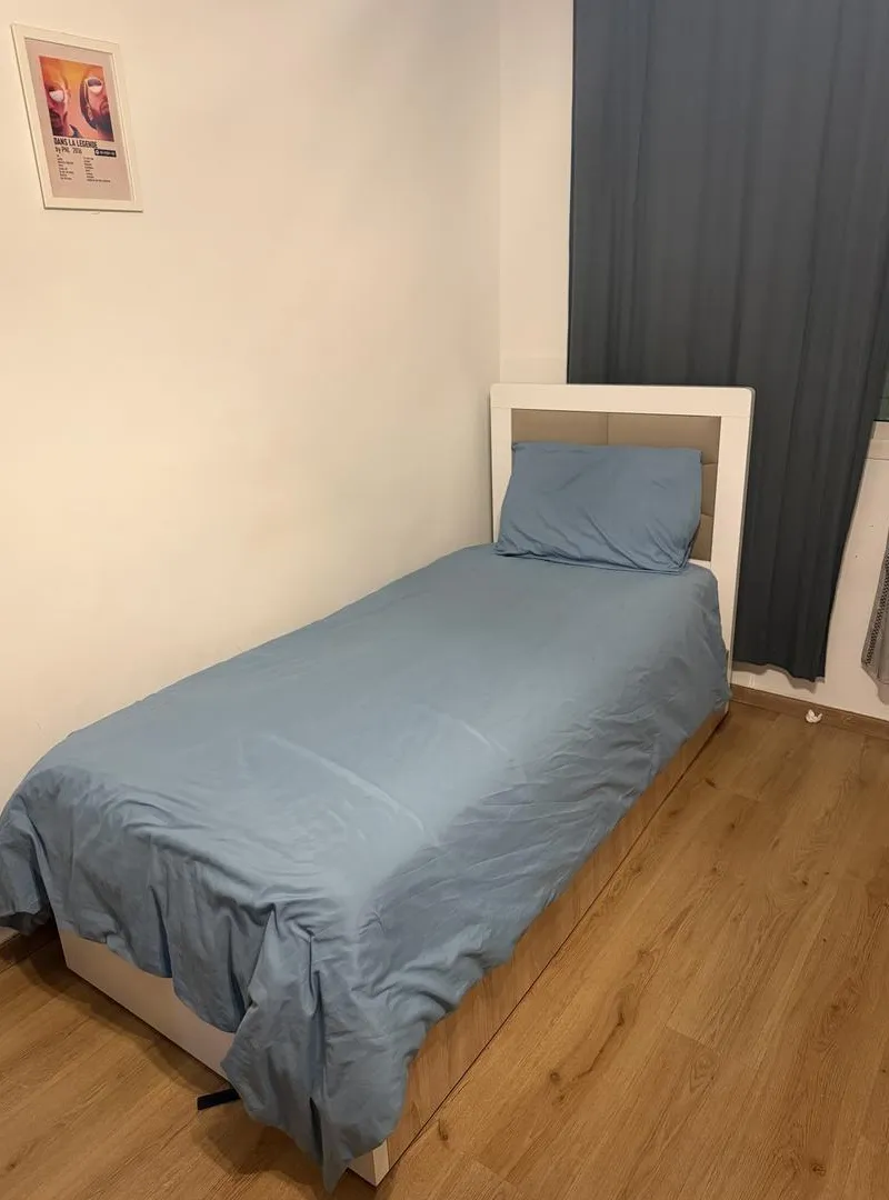 Lit une place avec rangement