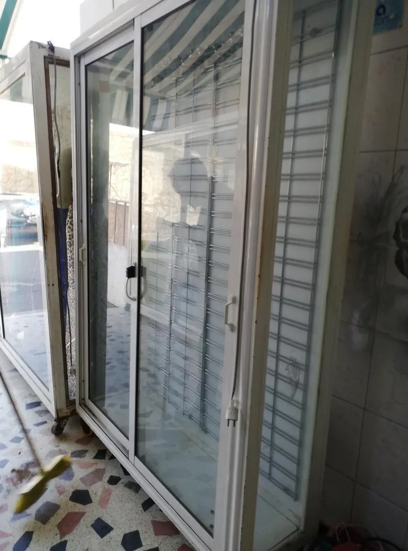 Vitrine de salle de bain