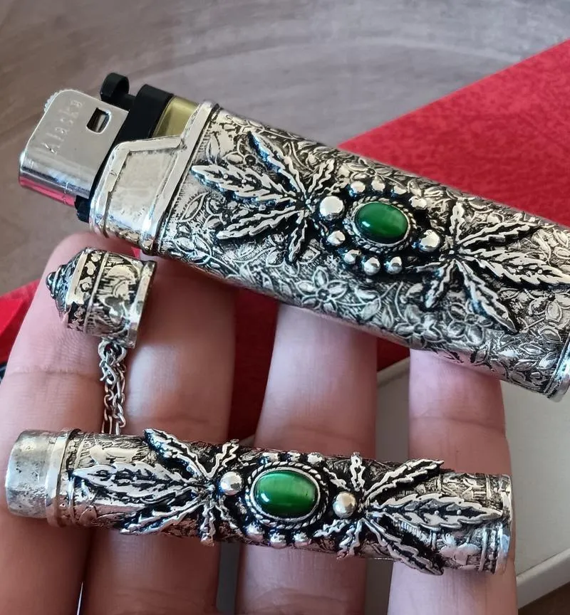 Étui briquet et boîte en argent