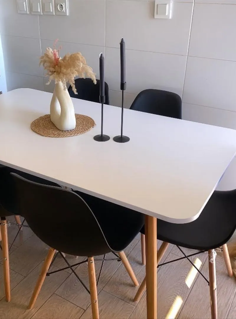 De tables et chaises