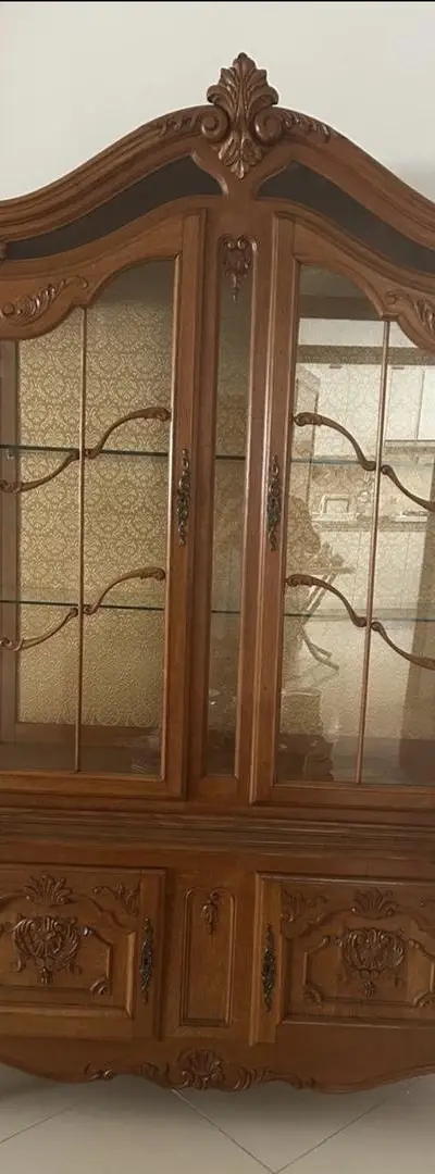 Armoire en bois