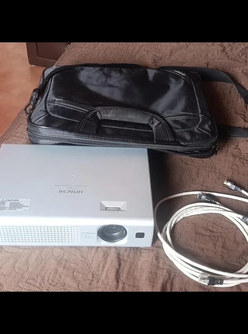 Projecteur Hitachi