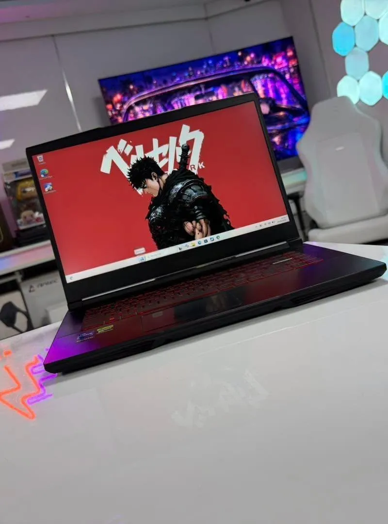 Ordinateur portable gaming Msi GF63 Thin i7-11800H 16Go 512Go Rtx 3050