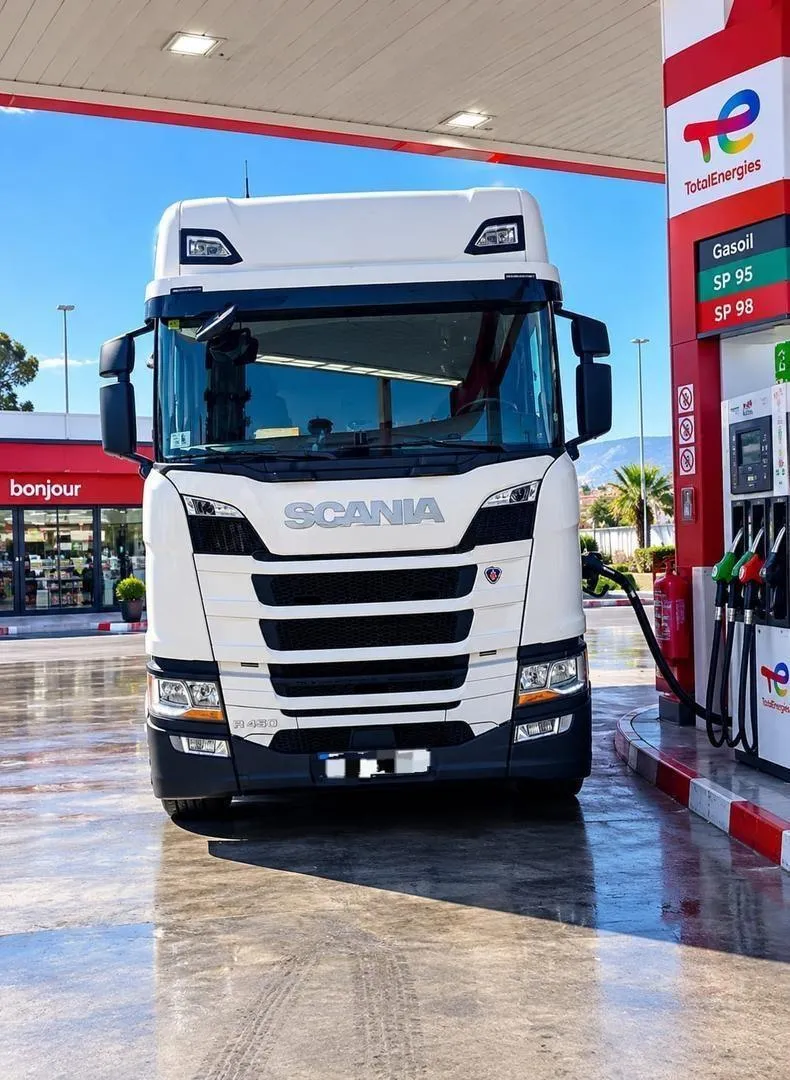 3 - Camions Scania R450