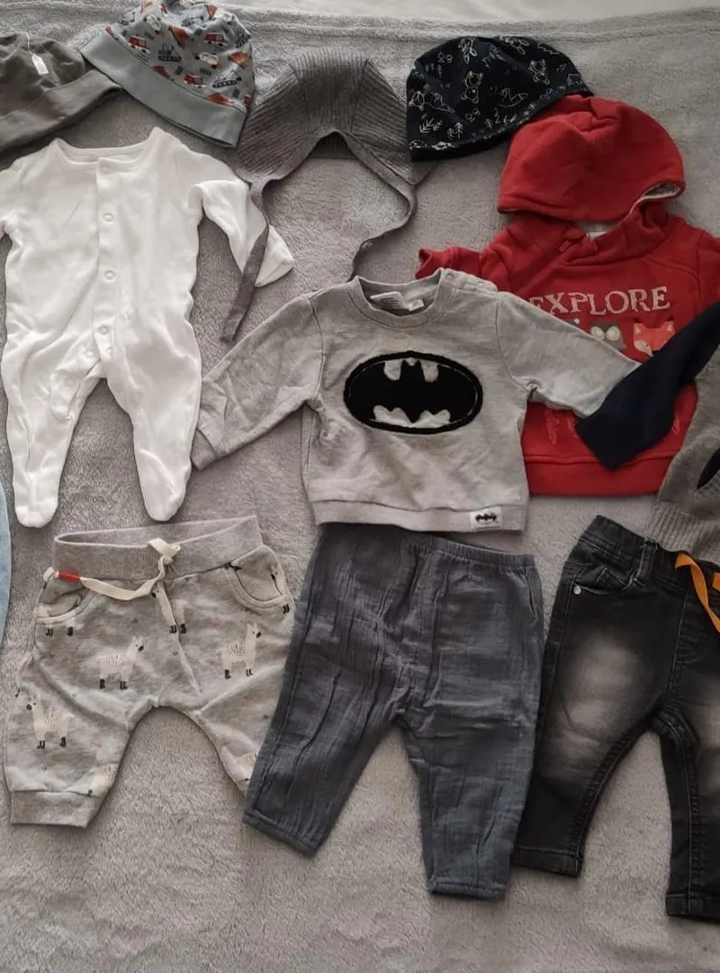 Lot vêtements bébé garçon d'Europe
