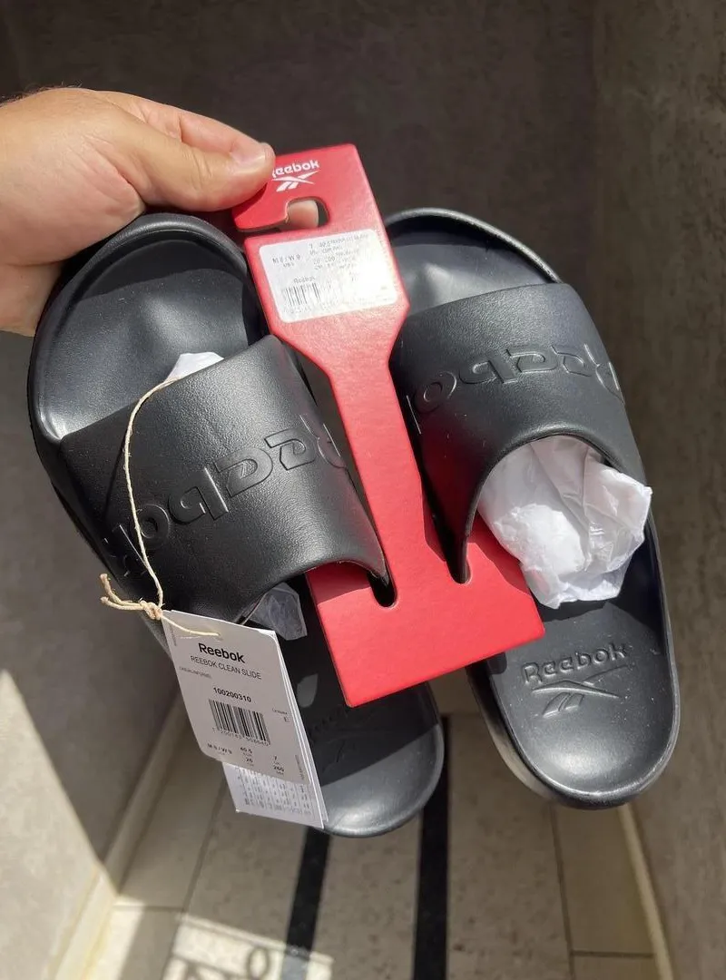 Sandales Reebok Clean Slide 40.5 💯 Original France
