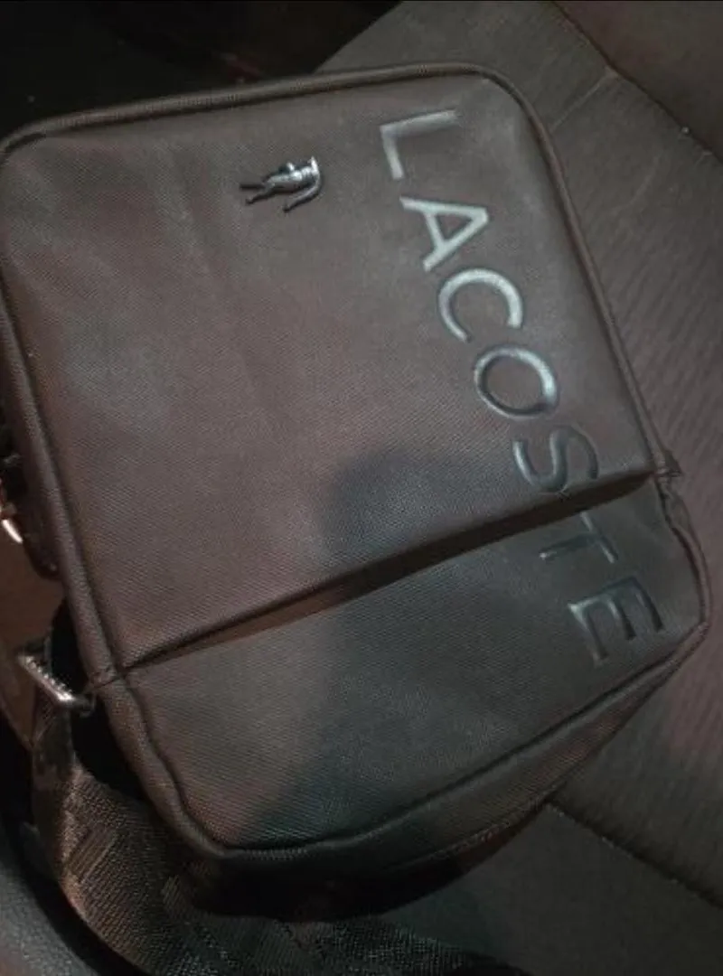Sacoche Lacoste