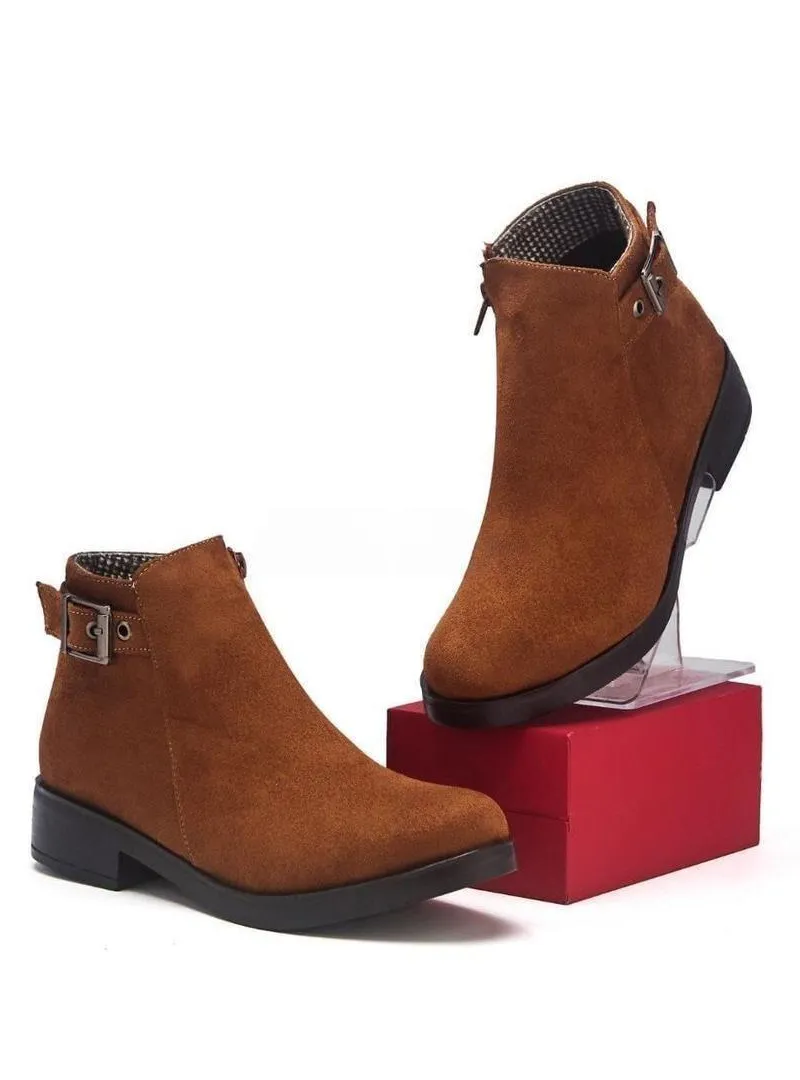 Chaussures élégantes et pratiques