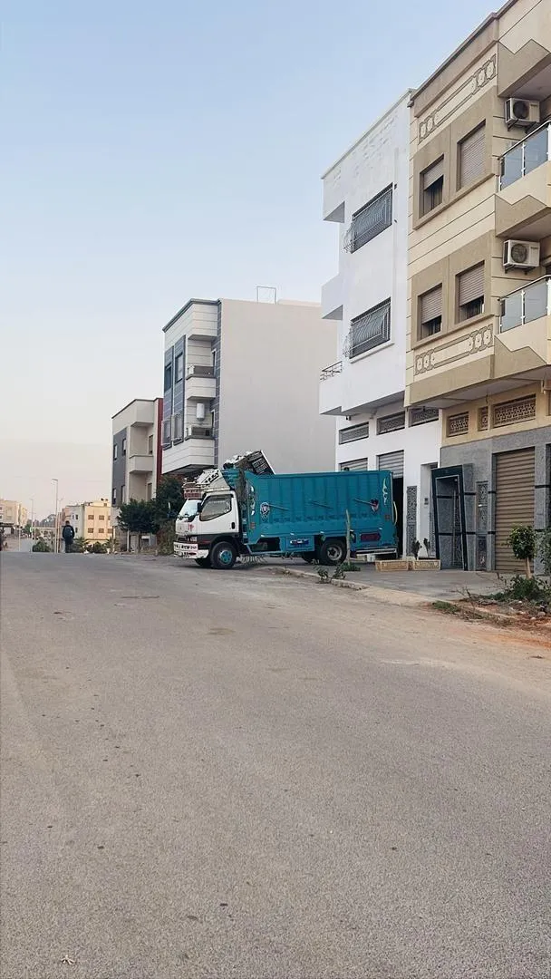 Camion Transport Bouznika