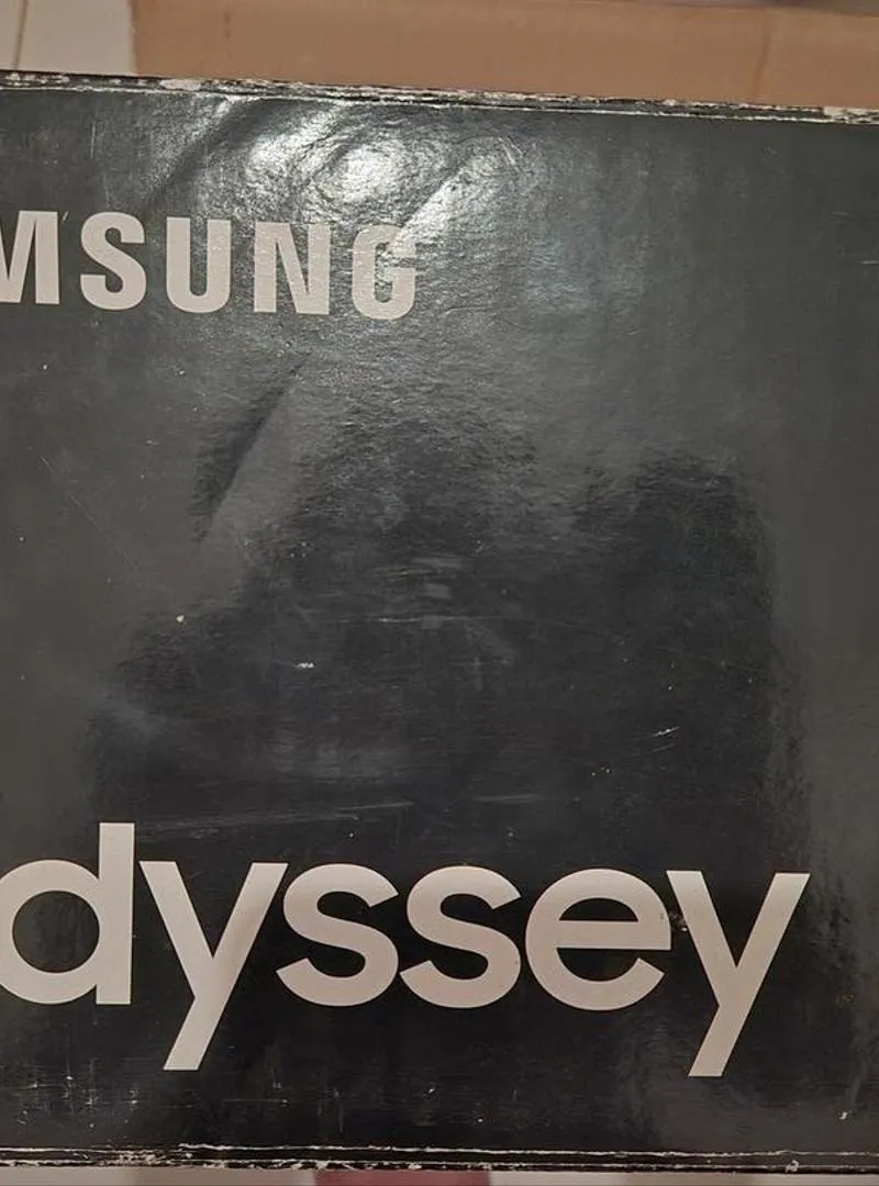 Samsung Odyssey CRG5 27'' 240Hz G-Sync incurvé